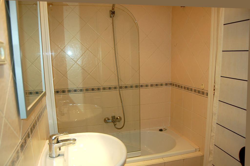 Apartamento Tiziano Mercado Central Apartment บาเลนเซีย ห้อง รูปภาพ